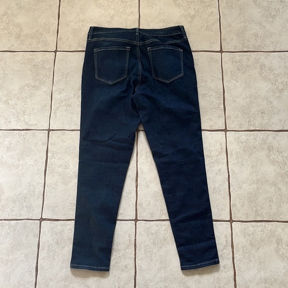NWOT Jessica Simpson High-Rise Ankle Jean - Picture 2 of 5